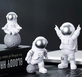 Astronaut Figures 🧑‍🚀